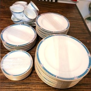 Vintage | Christopher Stuart | Somerset | China Collection | 38 Pieces